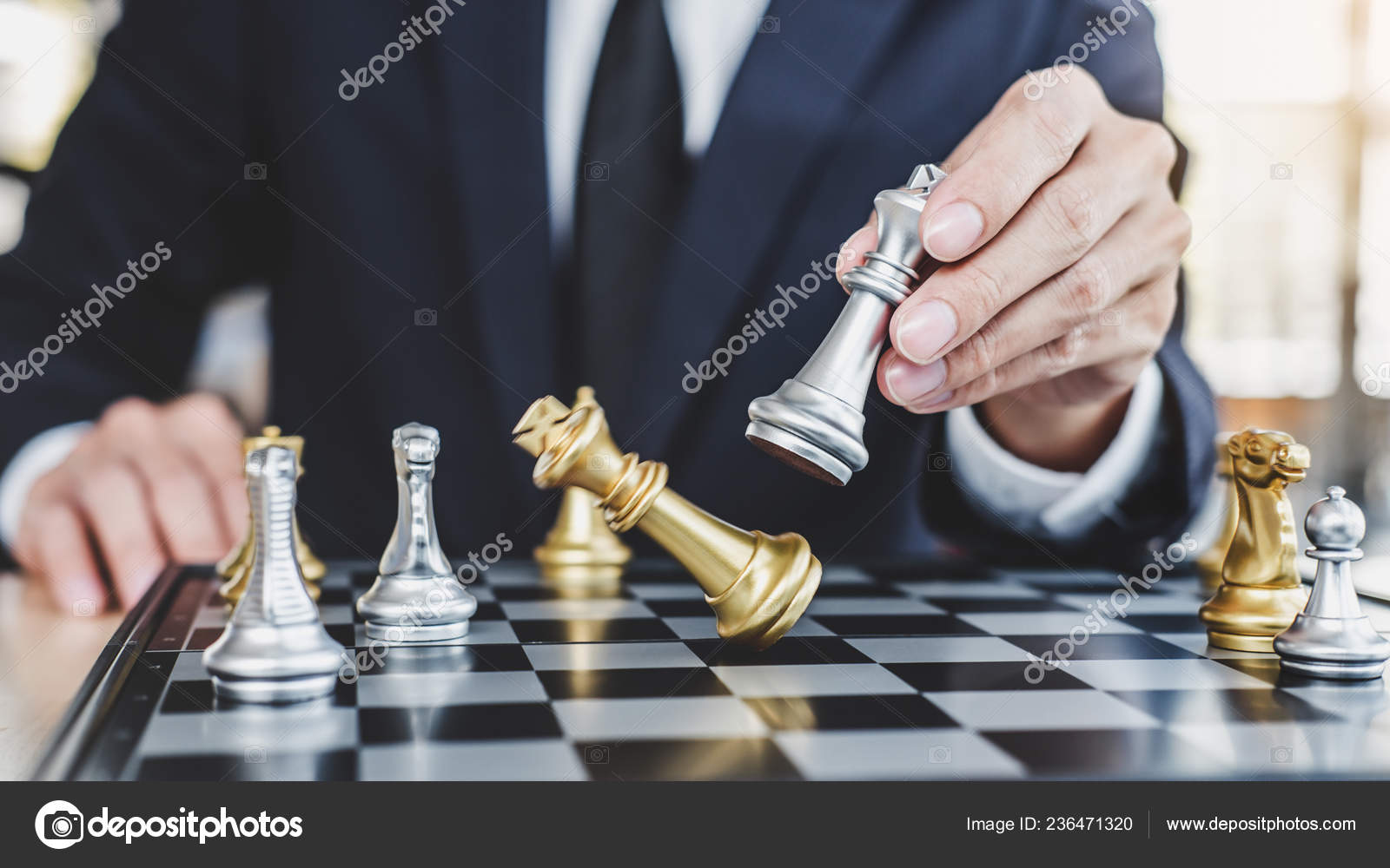Empresário Jogando Xadrez Chegando Planejar Estratégia Para